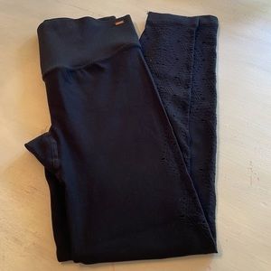 Victoria’s Secret black leggings